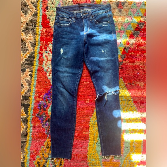 Joe’s | The Skinny | w23 | distressed blue - Picture 1 of 5